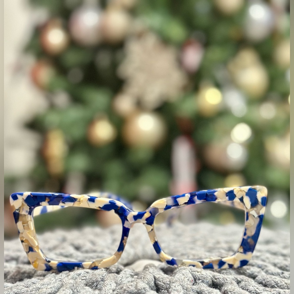Newell Color:Blue-Floral
Eyeglasses for Women